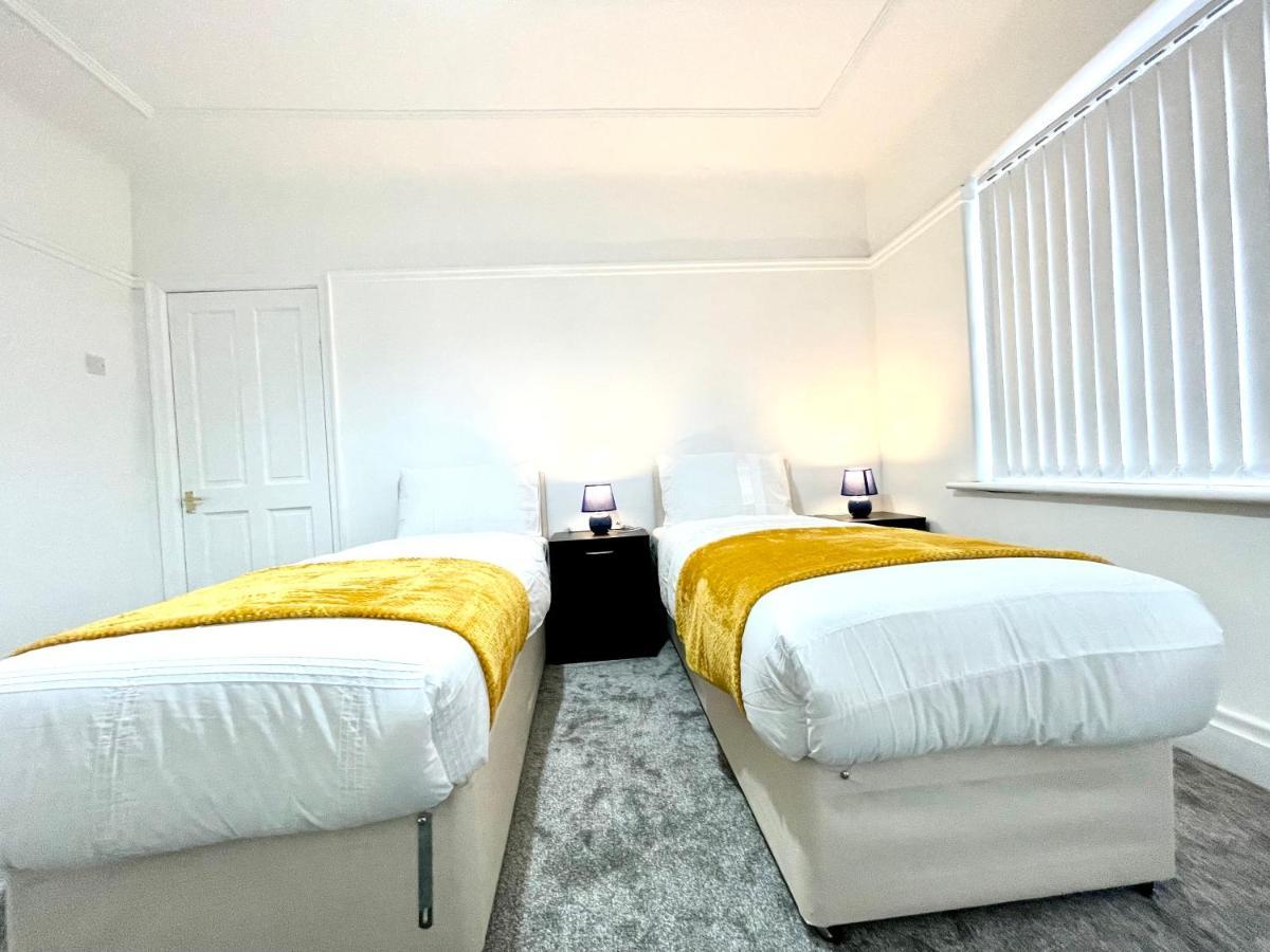Lotus Home Уолласи Экстерьер фото
